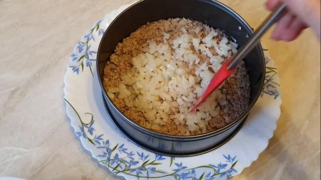 Съедят за минуту! ОЧЕНЬ Вкусный САЛАТ со СВЕКЛОЙ \ Слоеный салат из свеклы рецепт