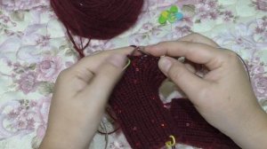 Как связать две варежки одновременно на круговых спицах
