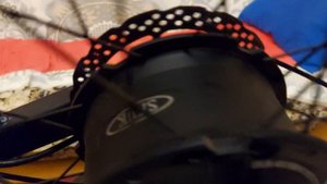 EKX X20 - КИТАЙЦЫ ОБМАНЫВАЮТ С МОЩНОСТЬЮ. Надписи на контроллере, надписи на моторе, биения колеса