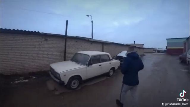 Жигули или БМВ? #дрифтжига #тазывалят #боеваяклассика #ваз2107