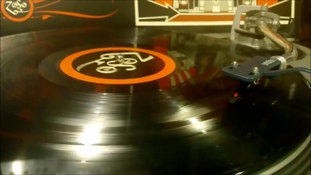 Led Zeppelin "Dazed And Confused" from Mothership 4 LP Vinyl Edition смотреть онлайн