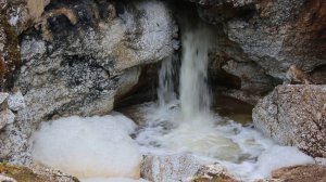 Водопад из под земли. Голубино.