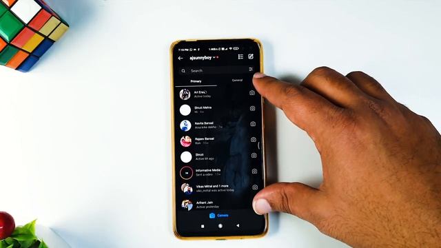 How to Hide Instagram Chats without deleting them смотреть онлайн