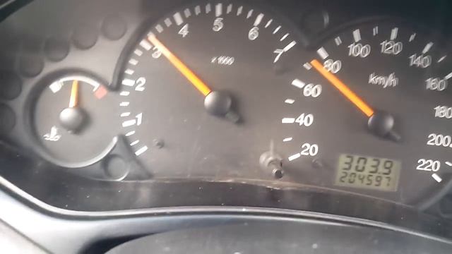 Ford Focus 1.8 16v zetec Aceleración смотреть онлайн