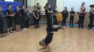 Танцы для подростков. Видео обучение