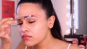 EYEBROW GROOMING | SHAPING & BLEACHING