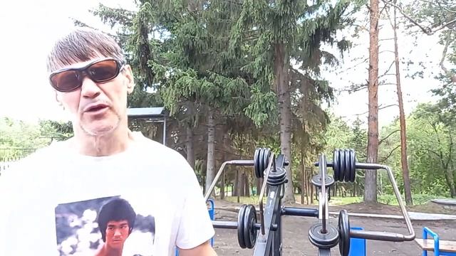 У человека с узкой костью больше преимущества , чем у ширококостного. смотреть онлайн