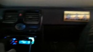 Сабвуфер рвет Приору!