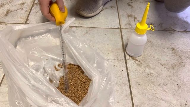 Ручная кормушка Для Молодняка, пластиковая кормушка груша для больных голубей, цыплят, бройлеров