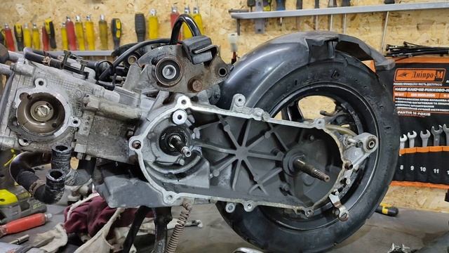 Ремонт двигателя YAMAHA JOG 36/39 смотреть онлайн