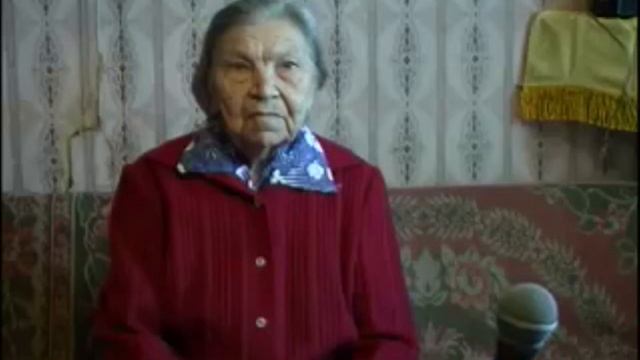 бабка сидит и молчит смотреть онлайн