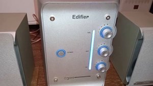 Видео сравнение активных колонок 2.1 Edifier E3100 и Creative i-trigue 3200