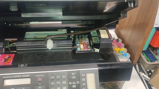 Epson TX300F плохо печатает долго стоял промывка печатающей головки профилактика и техническое обсл смотреть онлайн