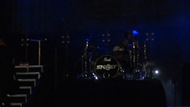 Skillet - Back From The Dead + Awake And Alive En Fuego 2018 Verbena Alabama 08 / 25 / 2018 смотреть онлайн