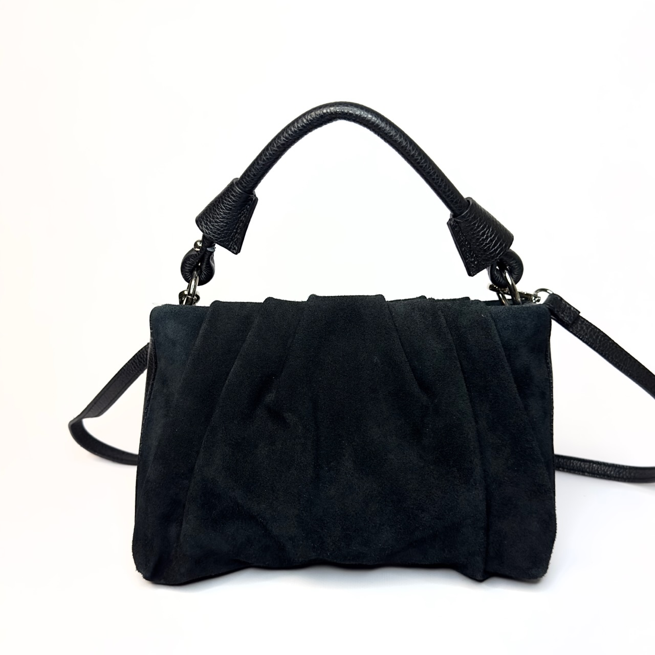 Купить замшевую итальянскую сумку vezze в интернет магазине https://marie-bag.store/