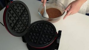 Шикарные вафли из овсяных хлопьев на электровафельнице GFGril GF-020 Waffle Pro