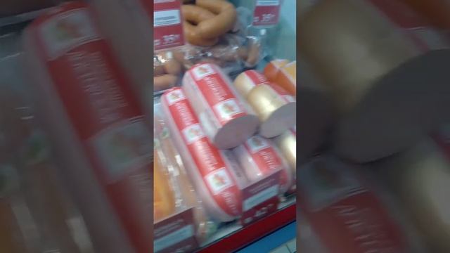 На обзор шпикачки Калужские из магазина Ермолино