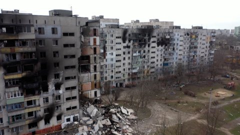 Как битва за Мариуполь сплотила и ужаснула россиян: корреспондент RT о ситуации в городе