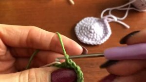 Как делать прибавки крючком?