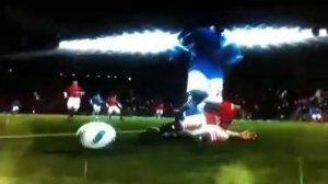 Fifa 12: Ferdinand breaks his neck