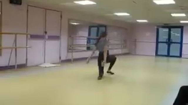 Ольга Остроухова акробатический танец 06.08.11. смотреть онлайн