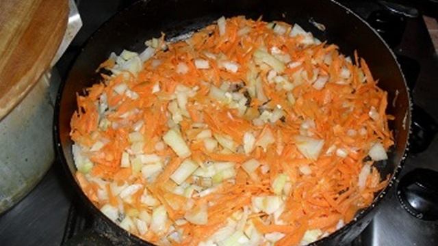 Рыбный пирог из коржей Наполеон