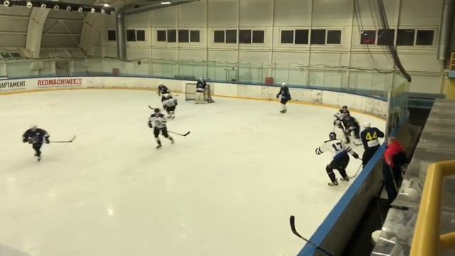 Атлант-Белые Медведи.2 период. смотреть онлайн