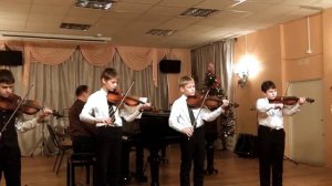 Ансамбль учащихся струнных инструментов