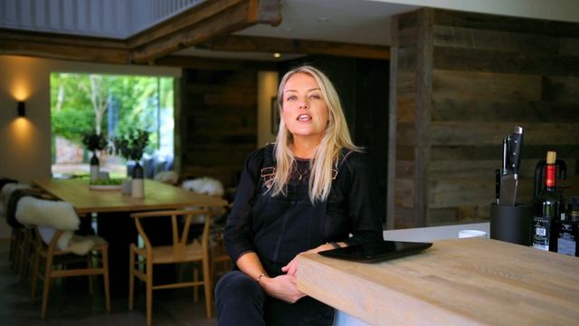 CHESHIRE Control4 SMART HOME - CLIENT INTERVIEW - ART OF SMART смотреть онлайн