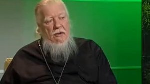 Кто приходит к вам и не приносит сего учения, того не принимайте в дом... (1Ин. 110-11)