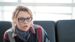 Ответы на вопросы. Как правильно красить седые волосы? Как вернуть натуральный цвет волос?