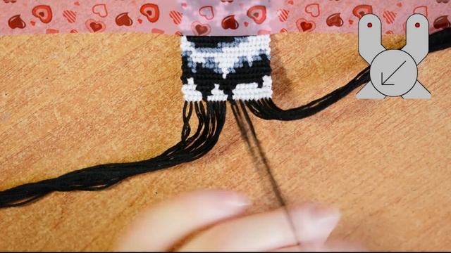 #80 by AkVaReLь Ю) Как закончить фенечку прямого плетения. Способ 3. смотреть онлайн