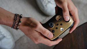 Cauvo capital Распаковка контроллера Xbox Series X Gold Shadow Special Edition