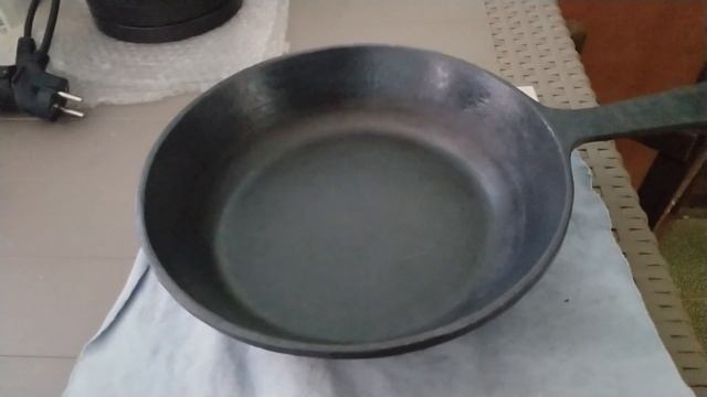 Сковорода чугунная с ручкой 22,4 см ЛЕГМАШ Видеоотзыв (обзор) Сергея смотреть онлайн
