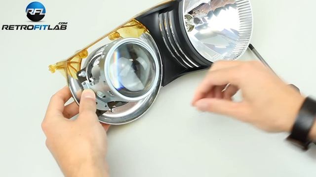 BMW 3 E46 ZKW | Bi-Xenon HID Projector headlight repair kit installation (old version) смотреть онлайн