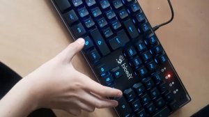 Как поменять цвета на клавиатуре bloody B180R