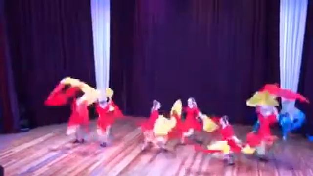 Танец Огонь и Вода) с веерами-вейлами