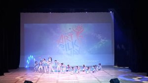 Современный танец "Ocean"