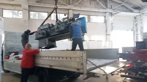 Как загрузить токарный станок 1К62 ,погрузка краном манипулятором