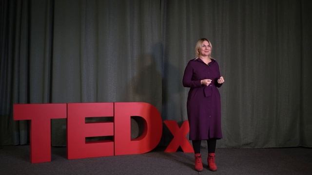 Как любовь к шоколаду помогает полюбить свою работу | Анна Дронова | TEDxPloschadMira смотреть онлайн