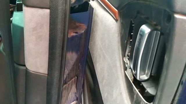 Ремонт механизма ручки раздвижной двери Пежо 807/Ситроен с8 смотреть онлайн