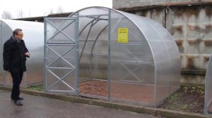 Обзор теплицы Дачная Трёшка