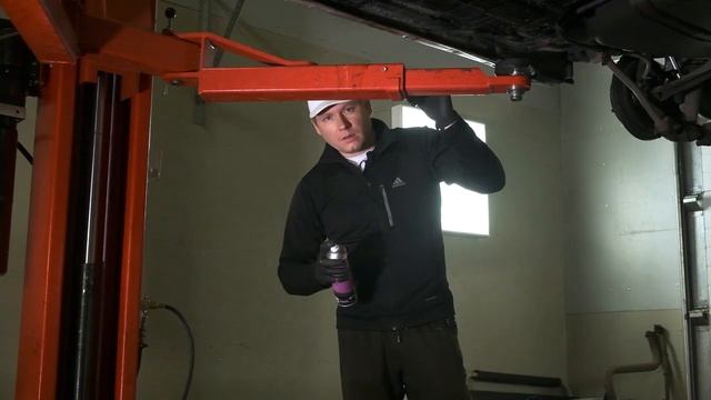 Защитить пороги и скрытые полости от коррозии | Антикор мовиль RUSEFF