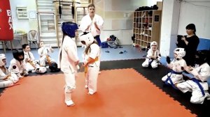 Защита пояса, бои в детском каратэ киокушин в Struin Dojo Средняя группа Каратэ Киокушинкай Дети.