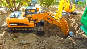 Экскаватор Трактор Застрял в Песке на Помощь Приехал Большой Грузовик #Bruder #Машинки для мальчико