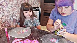 Делаем слайм С КОСМЕТИКОЙ - Сделали слайм с мамой