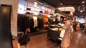 Чёрная пятница в Италии. Шопинг в Serravalle outlet