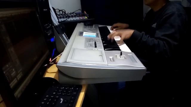 Tritón Studio Tritón Xtreme Samples sureños renovados 2020 смотреть онлайн