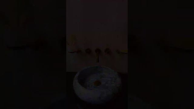 Раковина из мрамора🖤🤍 #дизайнинтерьера #bathroom #ванная #натуральныематериалы