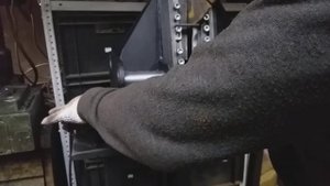 Настольный пресс для гибки шнеков.